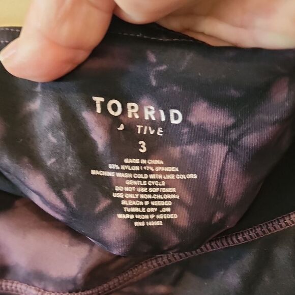 Torrid Dark Purple Tie-Dye Leggings - Picture 2 of 4